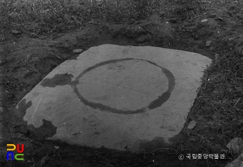 경주 황룡사지 중 초석