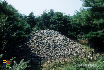 울주 은현리 적석총 전경