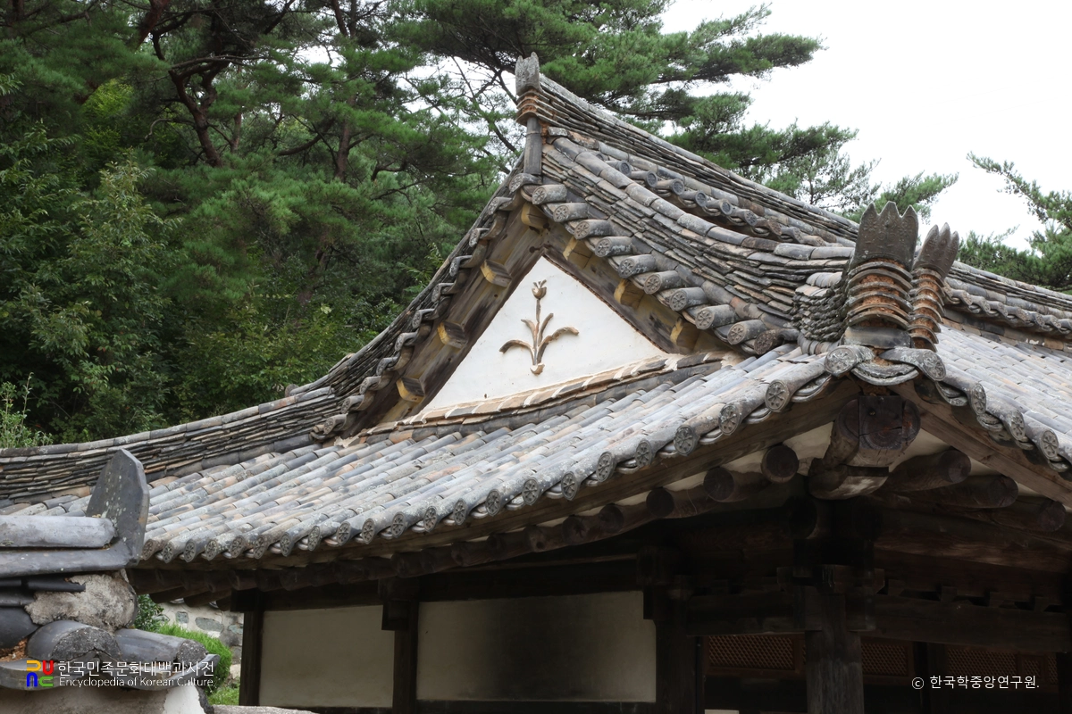 경남 고성 수림서원 중 강당의 합각