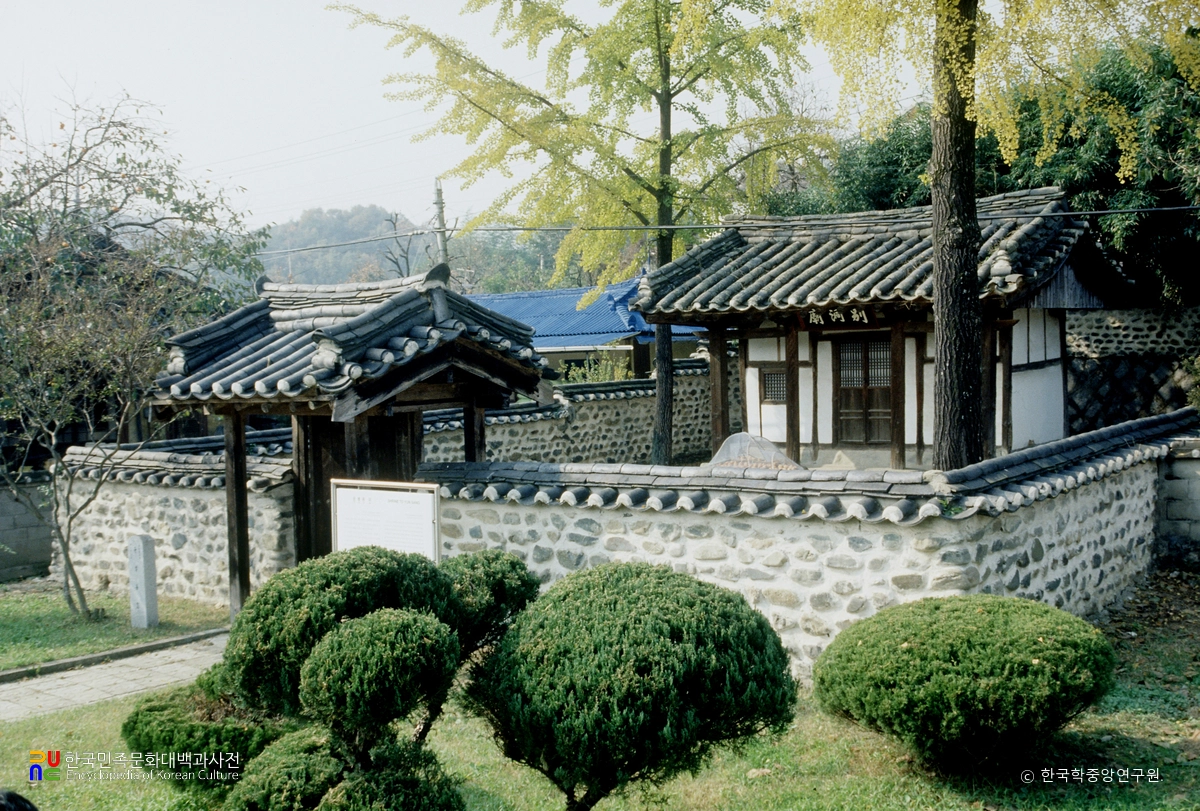 윤별동묘