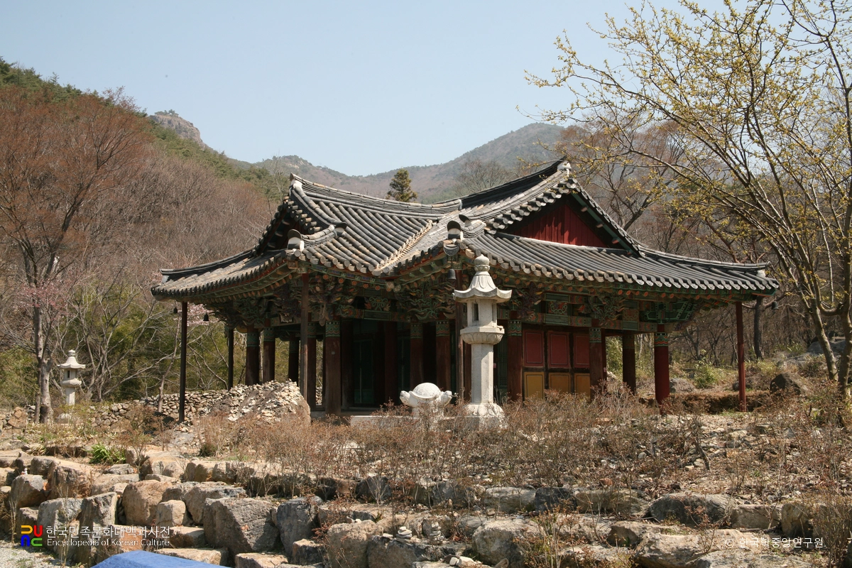 여수 흥국사 원통전