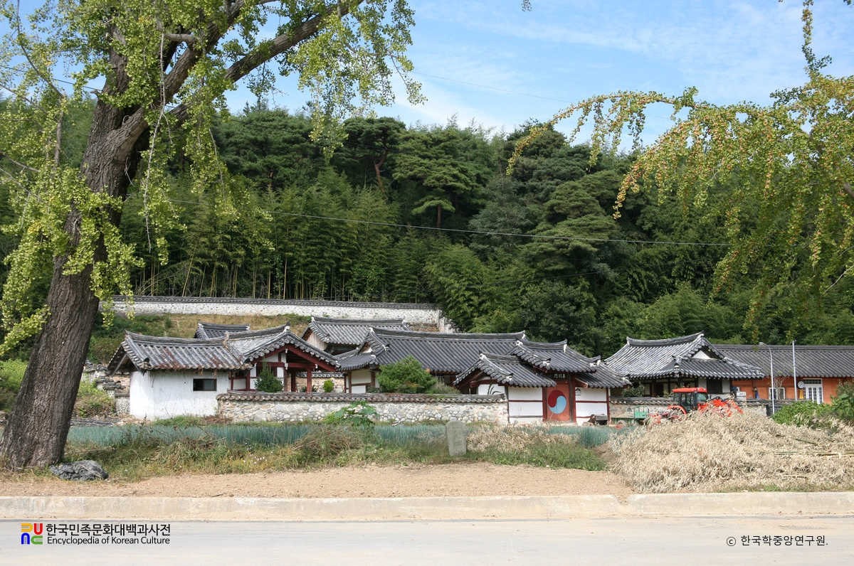 하동 옥산서원 전경