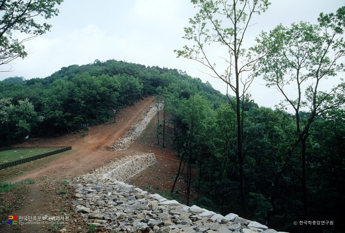 세종 운주산성 전경