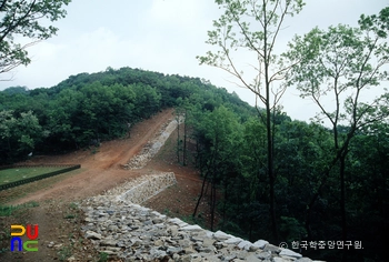 세종 운주산성 전경