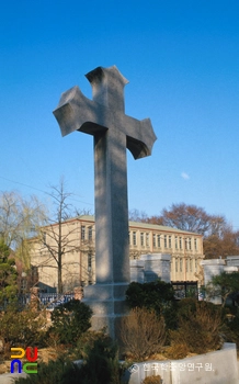 전주 전동성당 돌십자가