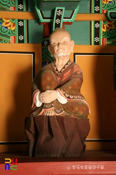 부안 개암사 응진전 16나한상