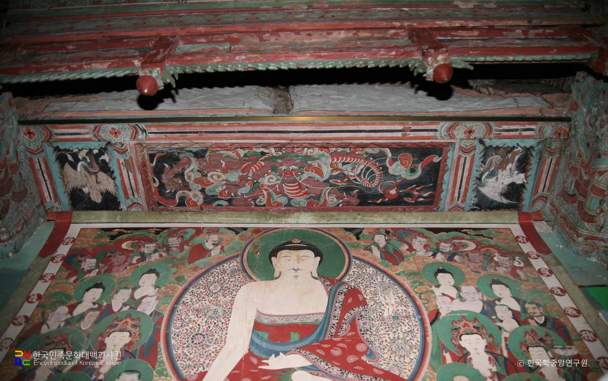 영덕 장륙사 대웅전 천개 정면