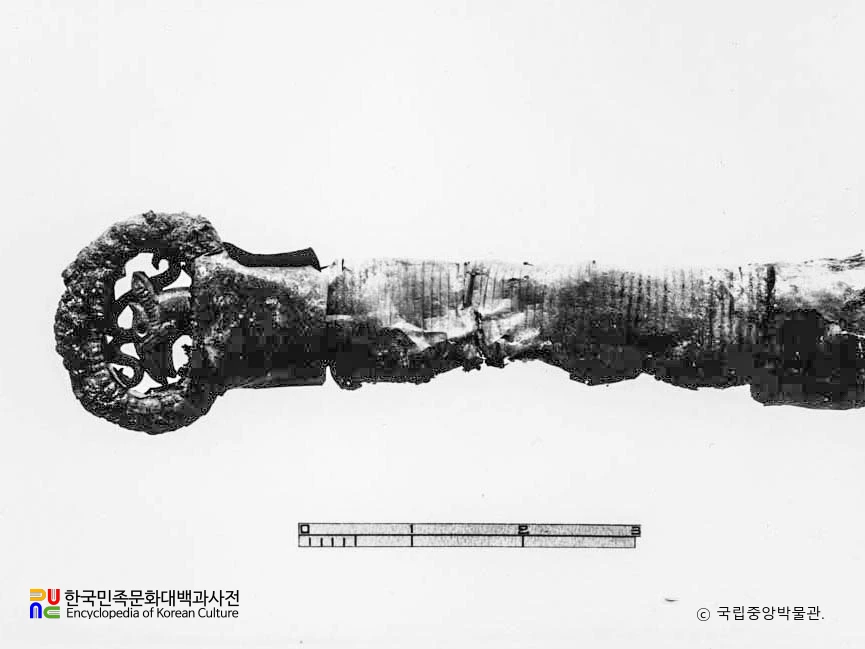 전남 나주 신촌리 9호분 을관 봉황환두대도