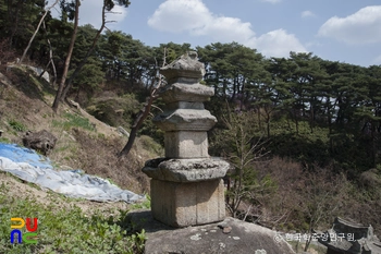 여주 흥왕사 삼층석탑