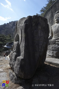 경주 남산 칠불암 마애불상군 사면불