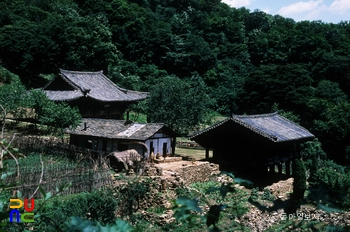 서흥 귀진사 전경