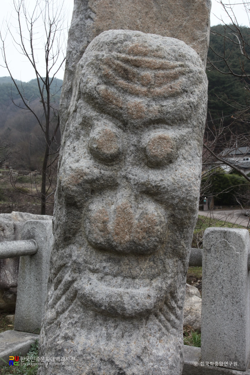 함양 영은사지 석장승 중 우호대장의 얼굴