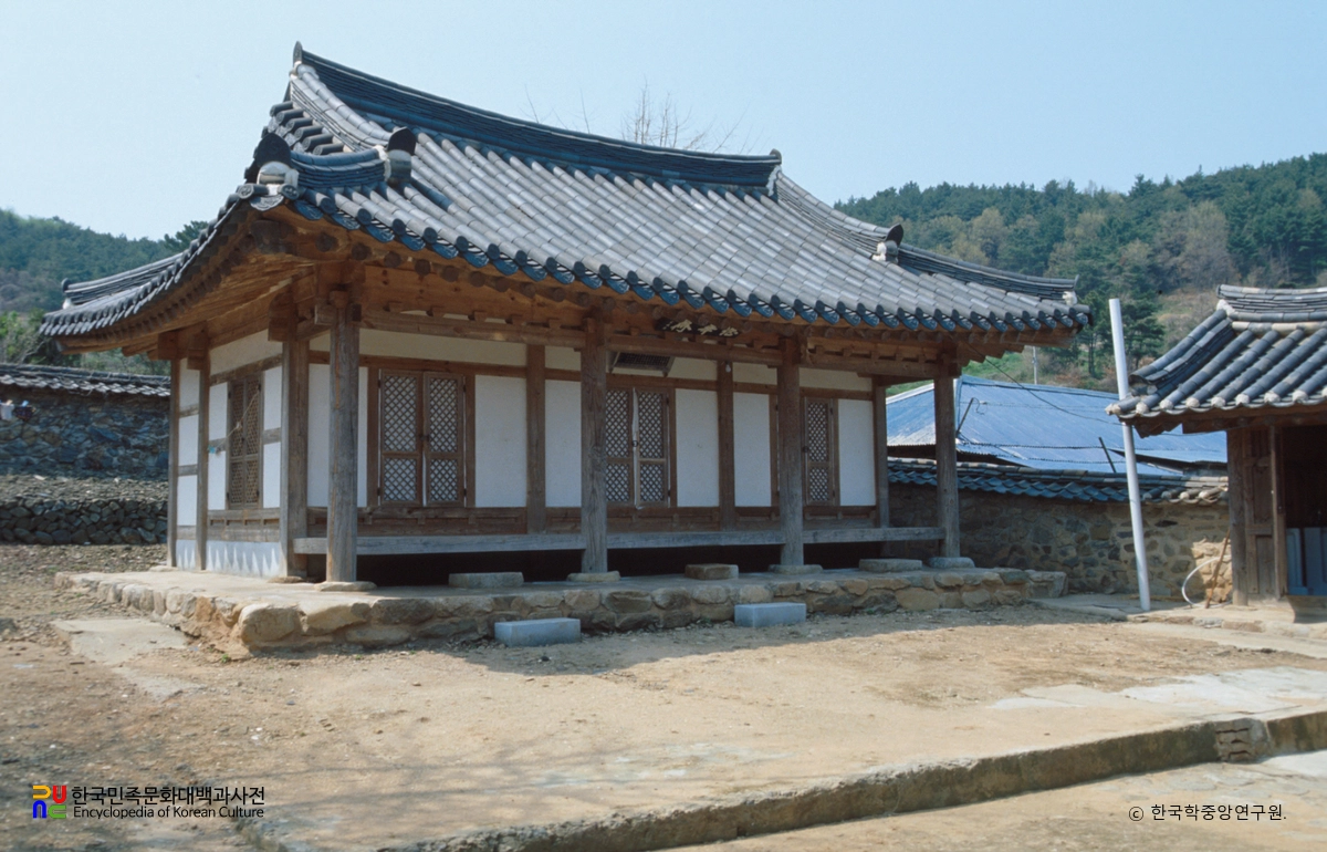 부안 간재 선생 유지 중 계화재 정측면