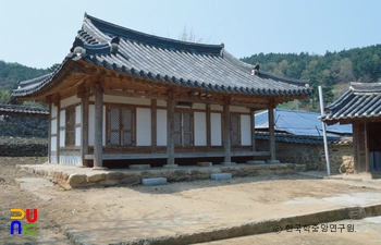 부안 간재 선생 유지 중 계화재 정측면