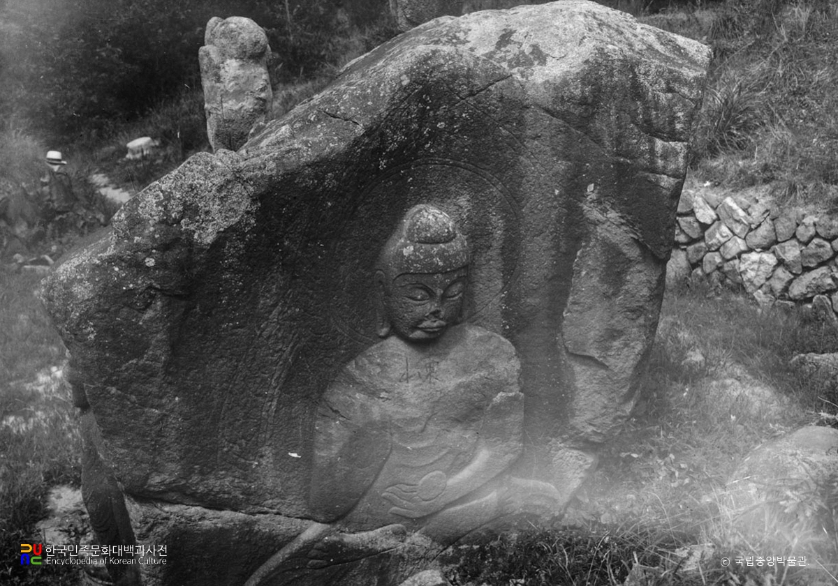 경주 굴불사지 석불상