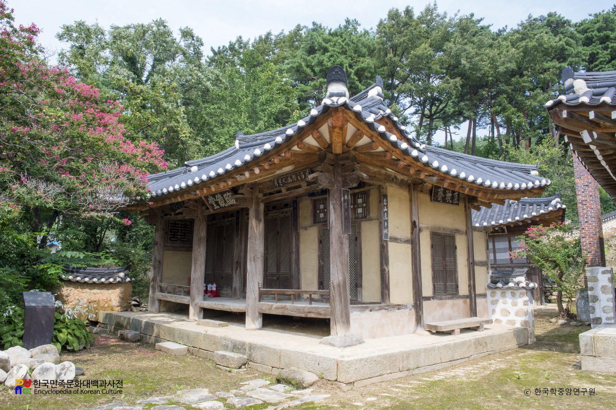 강릉 임경당 정측면