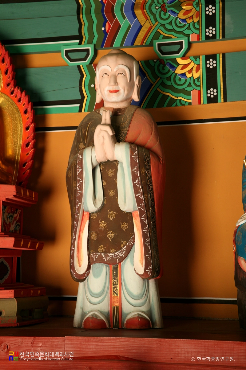 부안 개암사 응진전 16나한상