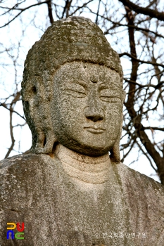 아산 평촌리 석조약사여래입상