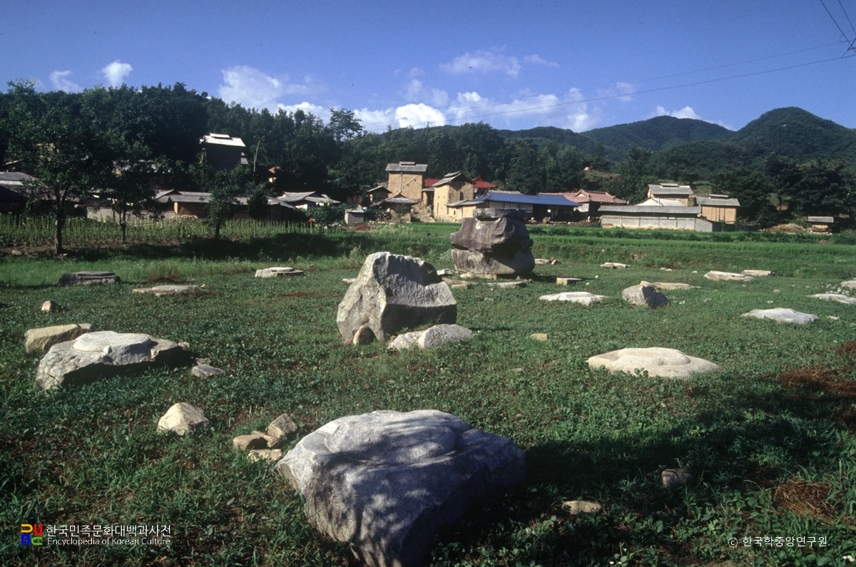 원주 거돈사지 전경