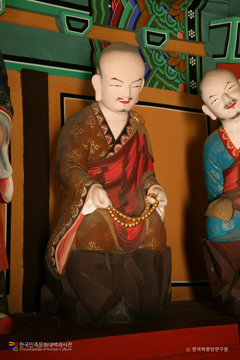 부안 개암사 응진전 16나한상