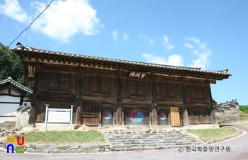 청양 정산향교 청아루
