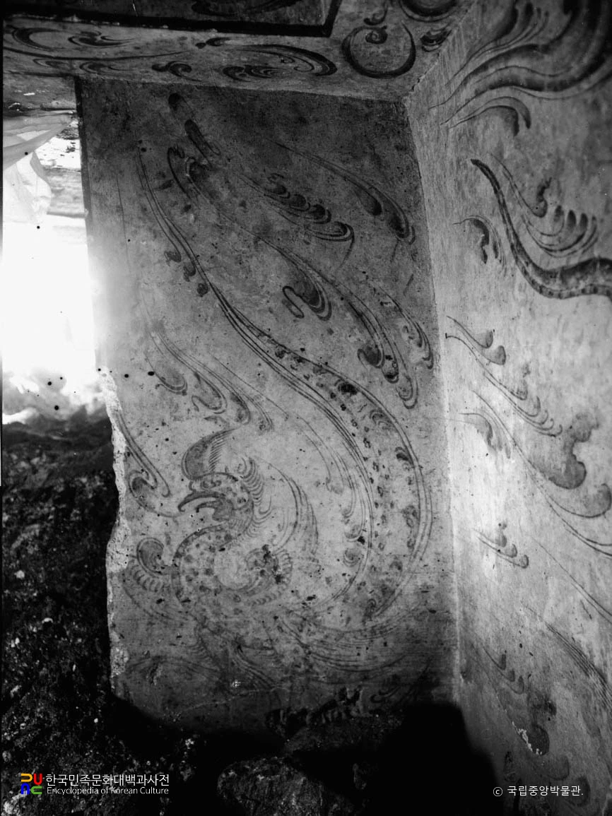 평안남도 중화 진파리 1호분 현실 남벽 서쪽 주작