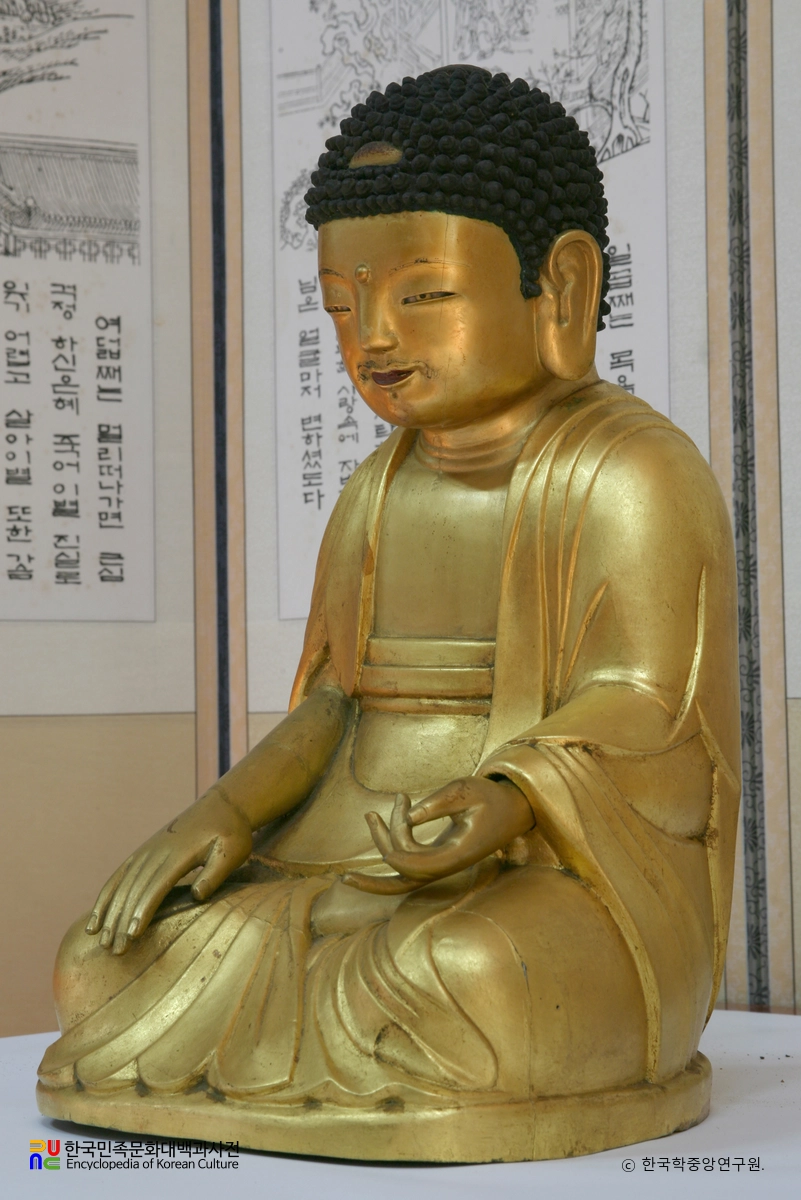 제주 용문사 소장 목조석가여래좌상