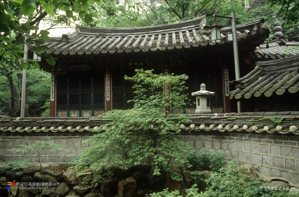 서울 와룡묘 전경