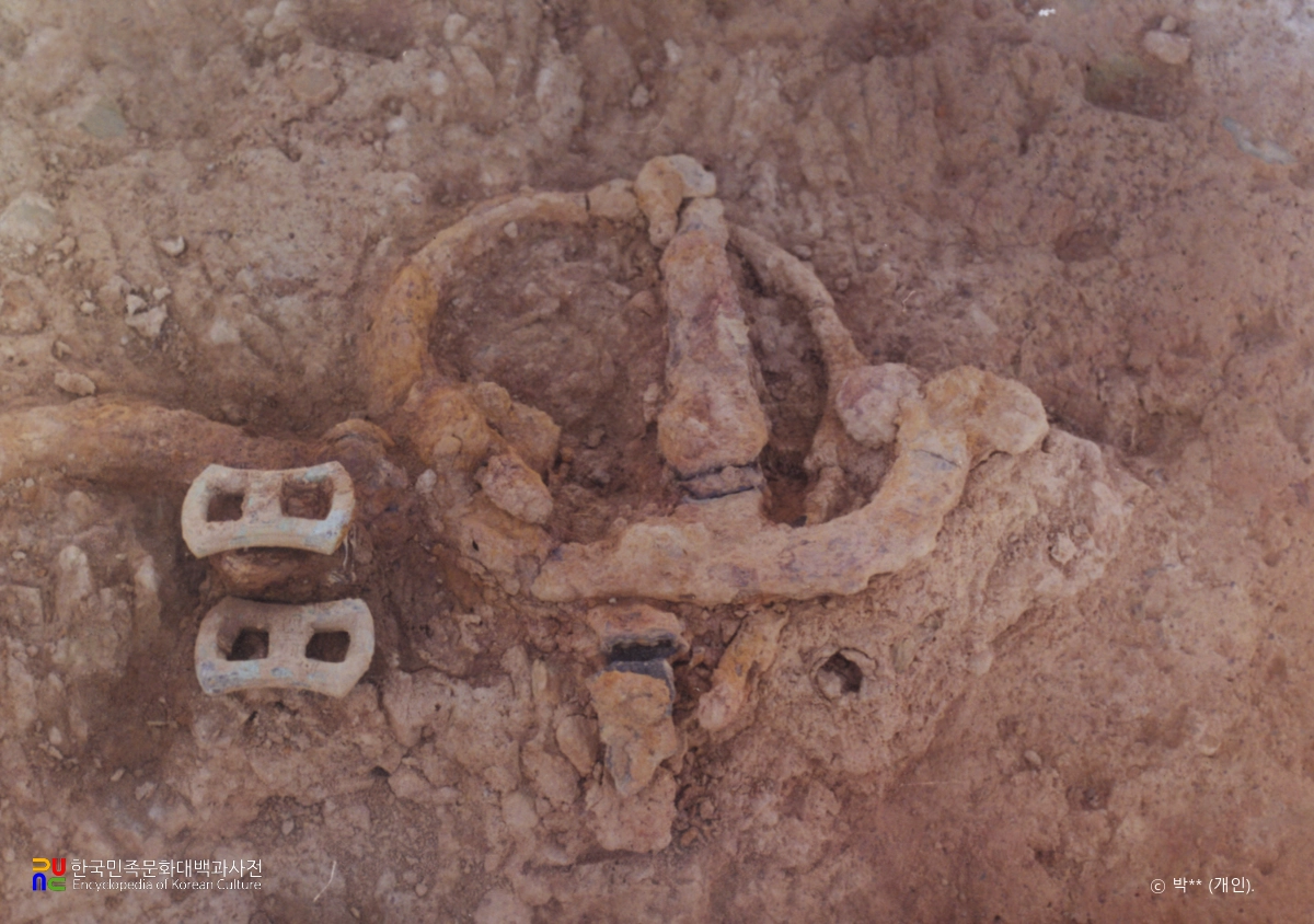 경주 사라리 유적 출토 유물 / 철제 마구