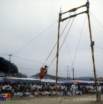 강릉단오제 / 그네뛰기