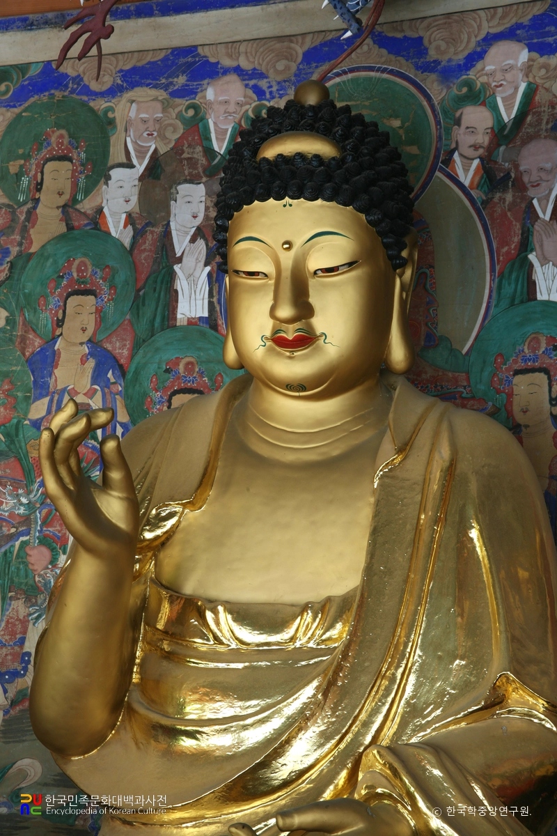 전의 비암사 소조아미타여래좌상