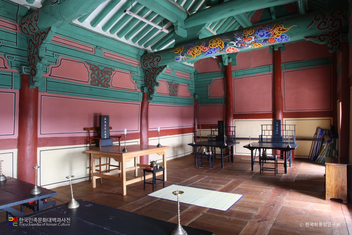 창원 창원향교 중 대성전 내부