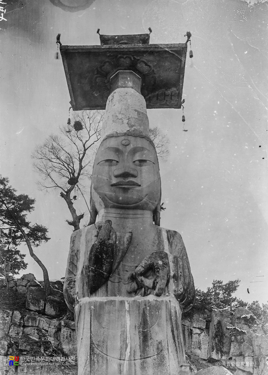 논산 관촉사 석조 미륵보살입상