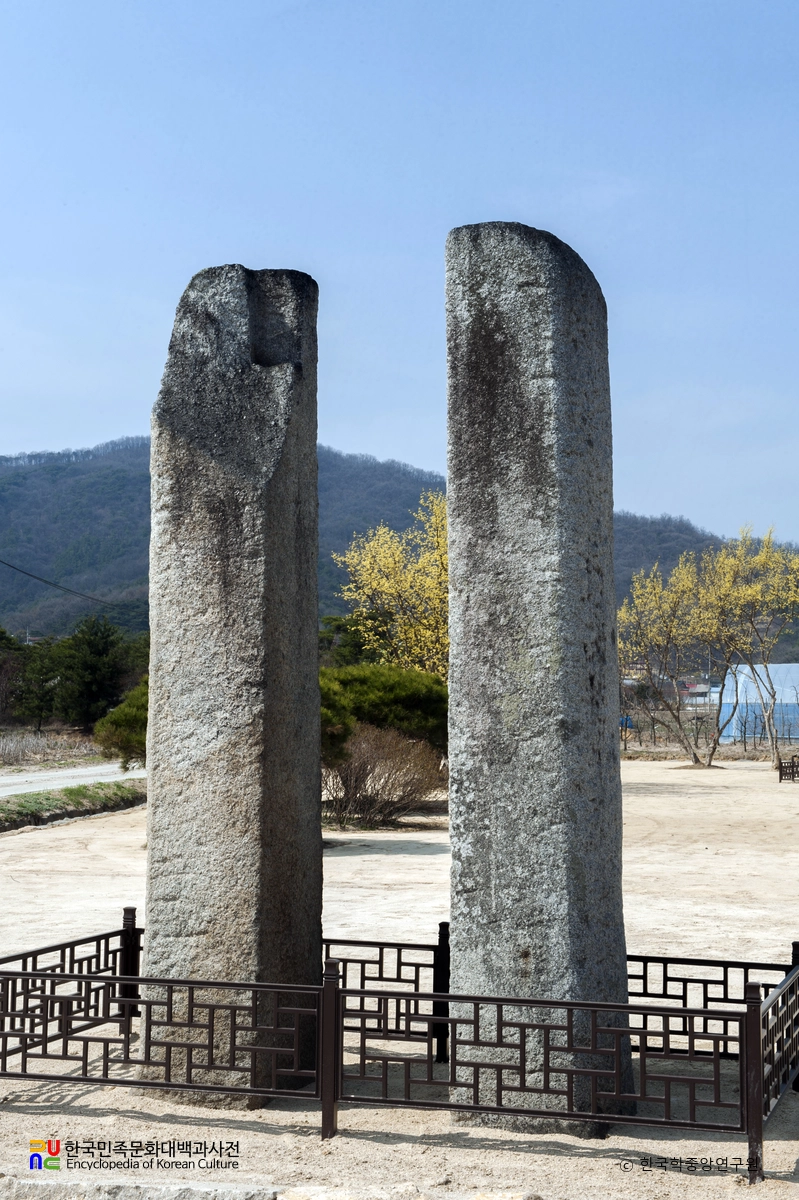 안성 죽산리 당간지주