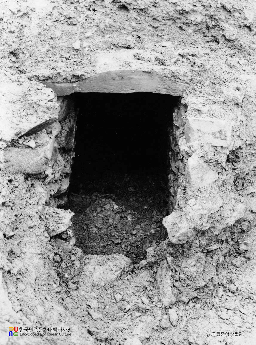 고령 지산동 고분군 중 12호분 석실 입구