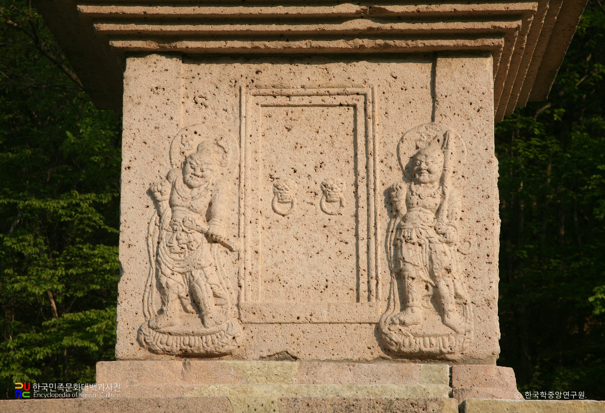 경주 장항리 서오층석탑 탑신 남면