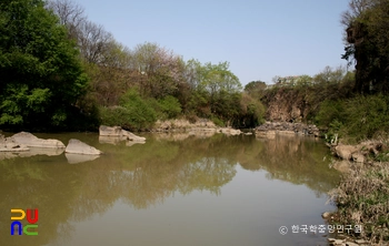 한탄강 대교천 현무암 협곡