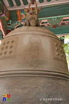 덕수궁 흥천사명 동종 보살입상