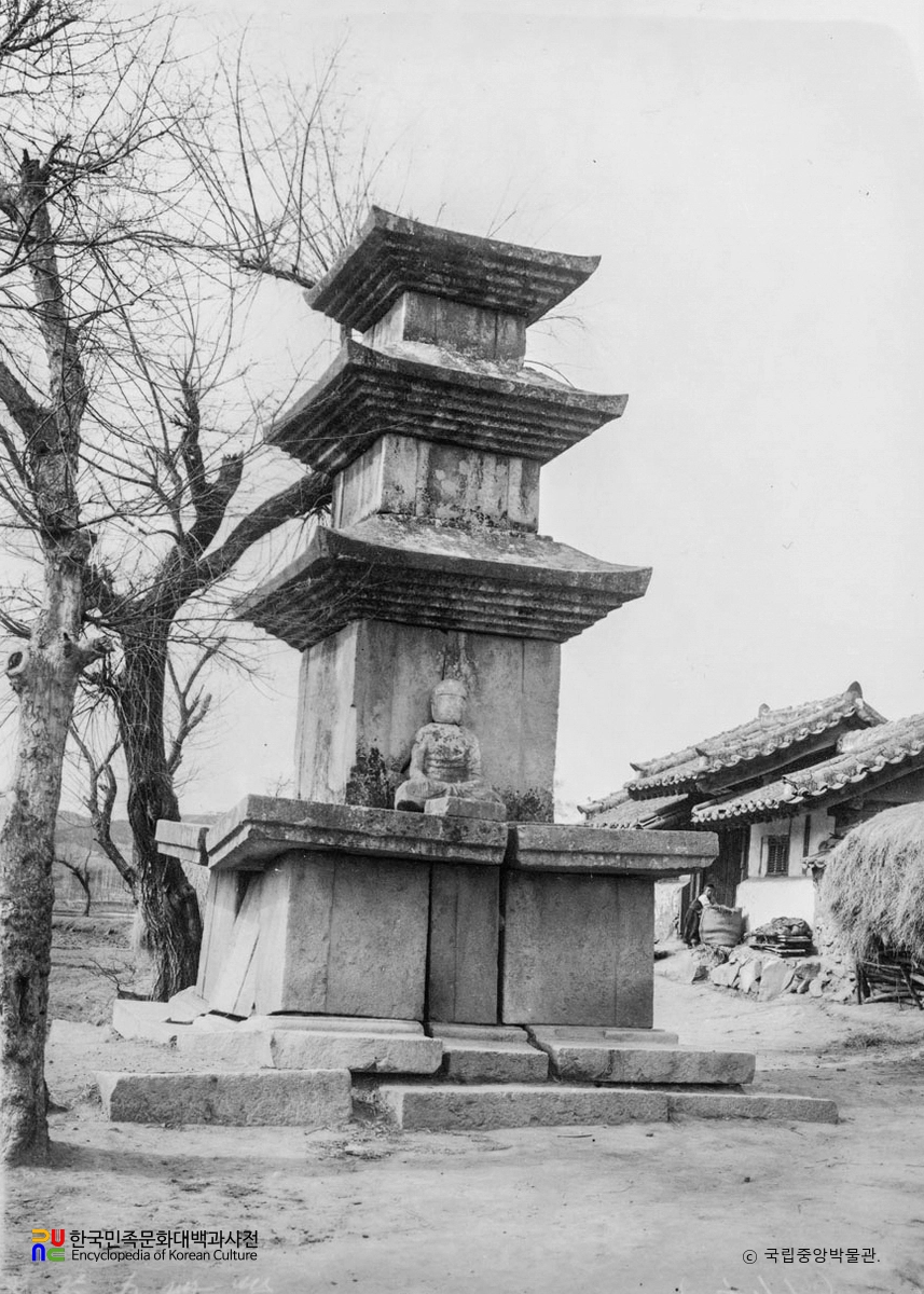 상주 화달리 삼층석탑 동남면