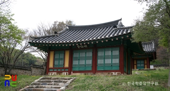 파주 적성향교 명륜당 정측면