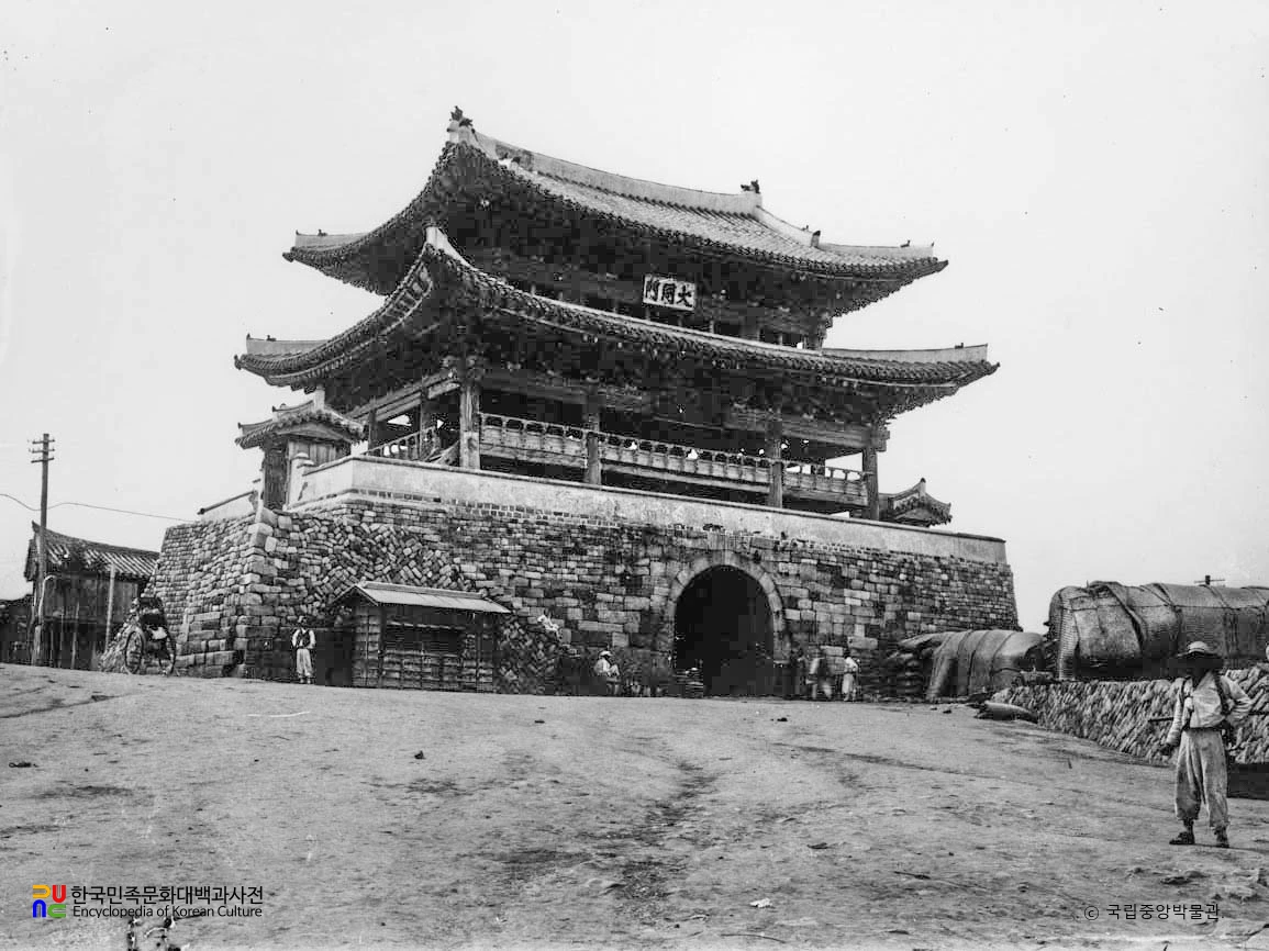 평양 대동문 동측 전경