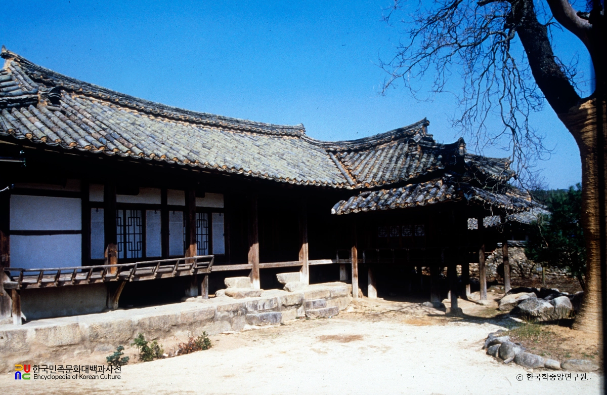 거창 동계 종택 사랑채 측면