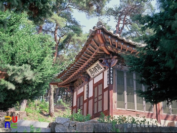 강릉 경호정 우측면