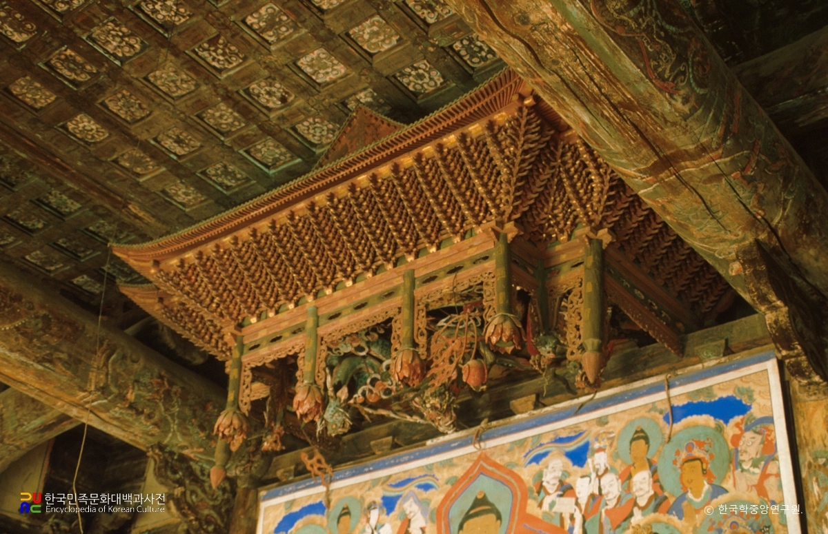 부안 개암사 대웅전 닫집