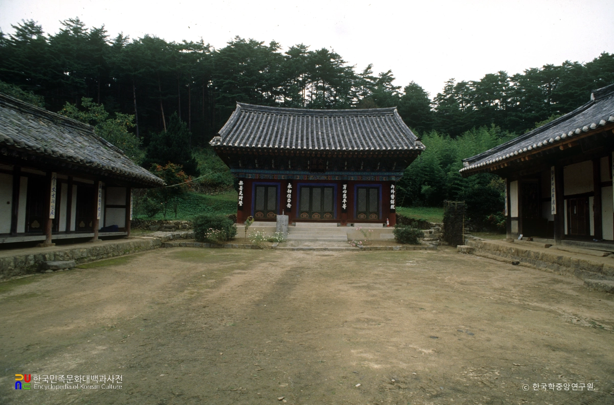 삼척 영은사 대웅보전