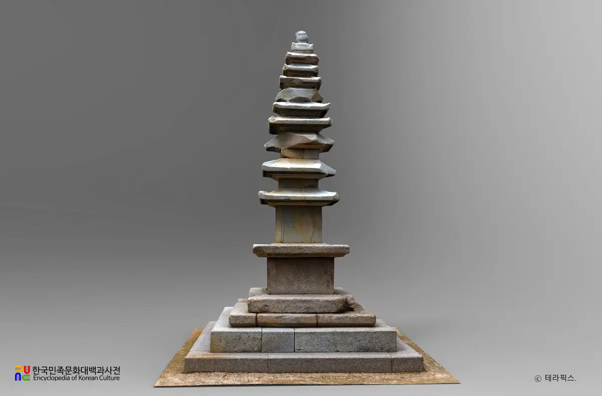 예산 향천사 구층석탑 북면