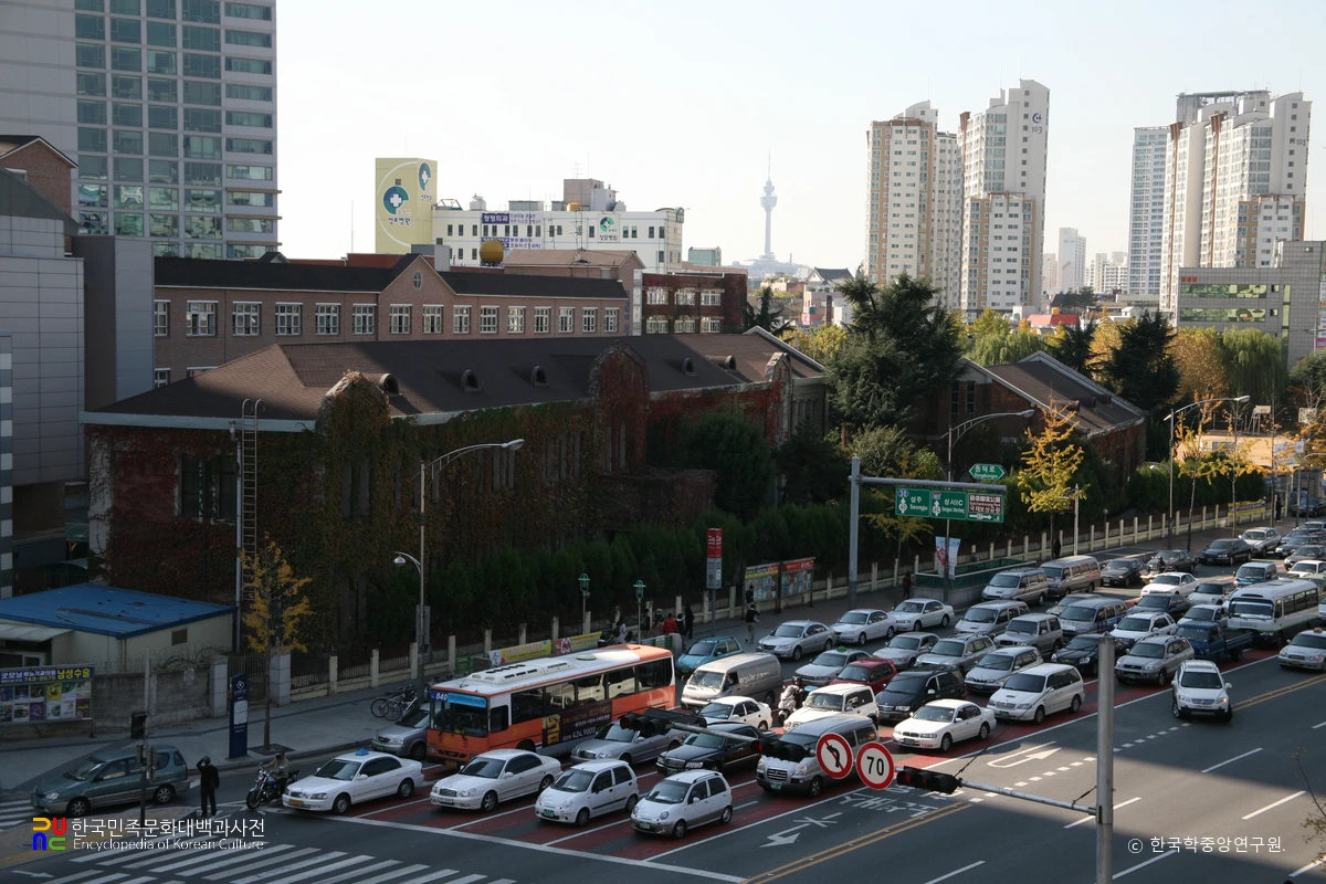 구 대구상업학교 본관