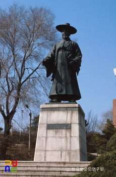 정약용 동상