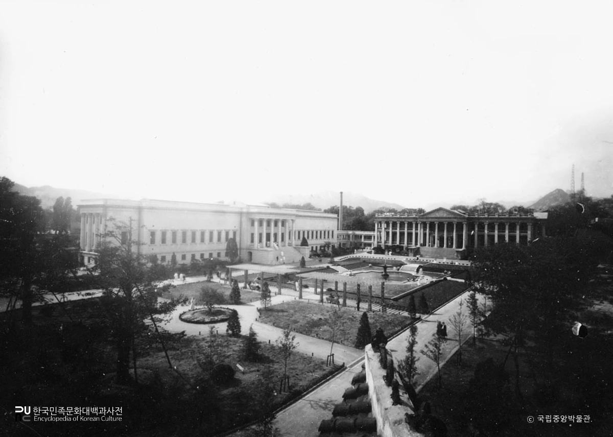 덕수궁 석조전과 이왕가미술관 전경