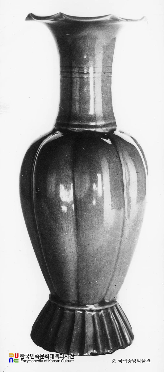 고려도자 경기 장단 인종 장릉 청자소문과형병